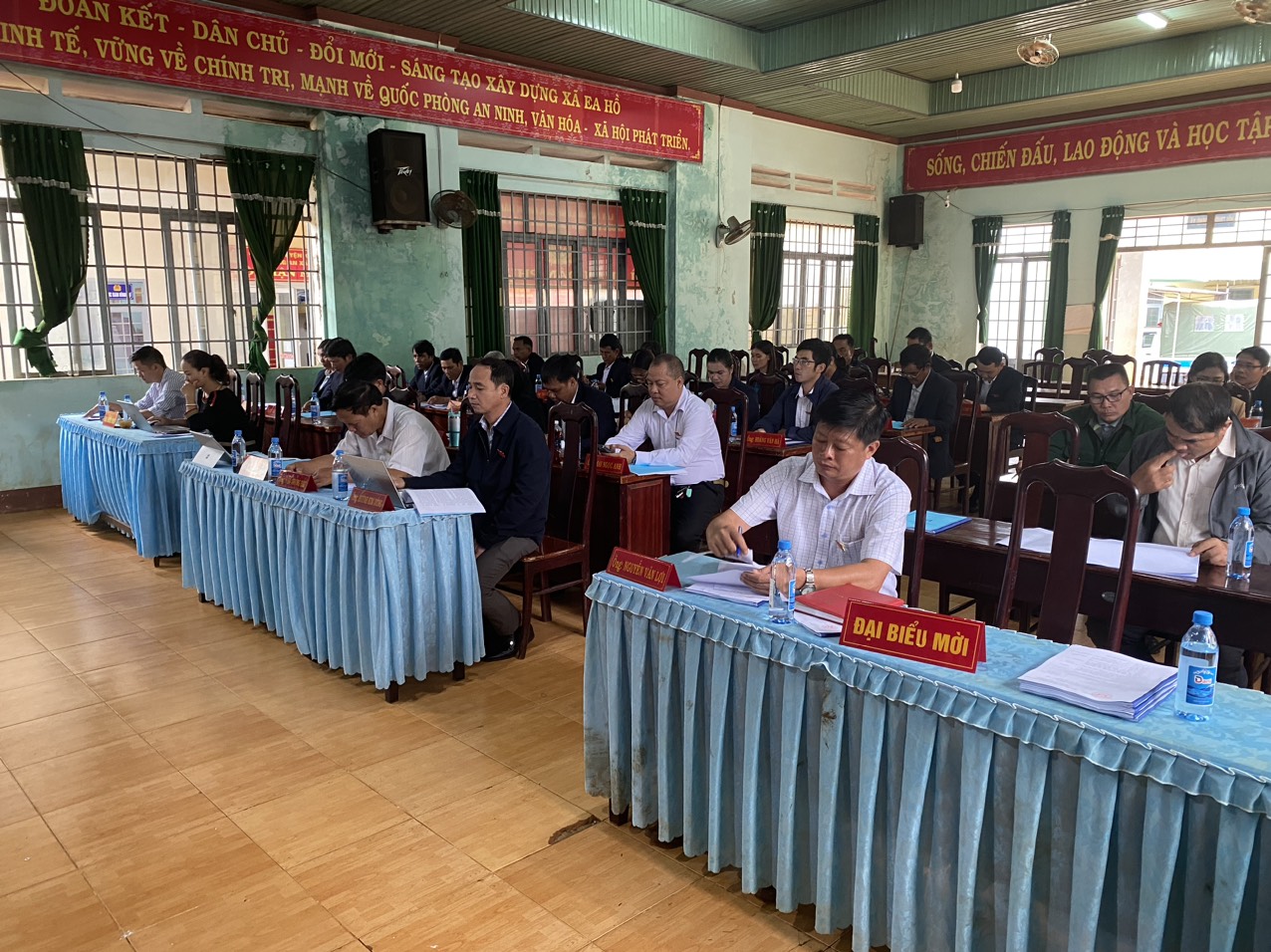 HĐND xã đã tổ chức kỳ họp lần thứ 8, khoá XIV, nhiệm kỳ 2021 - 2026.